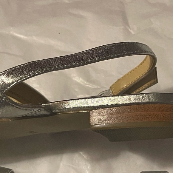 Talbots silver leather sandals, sz. 8, EUC - Picture 5 of 6